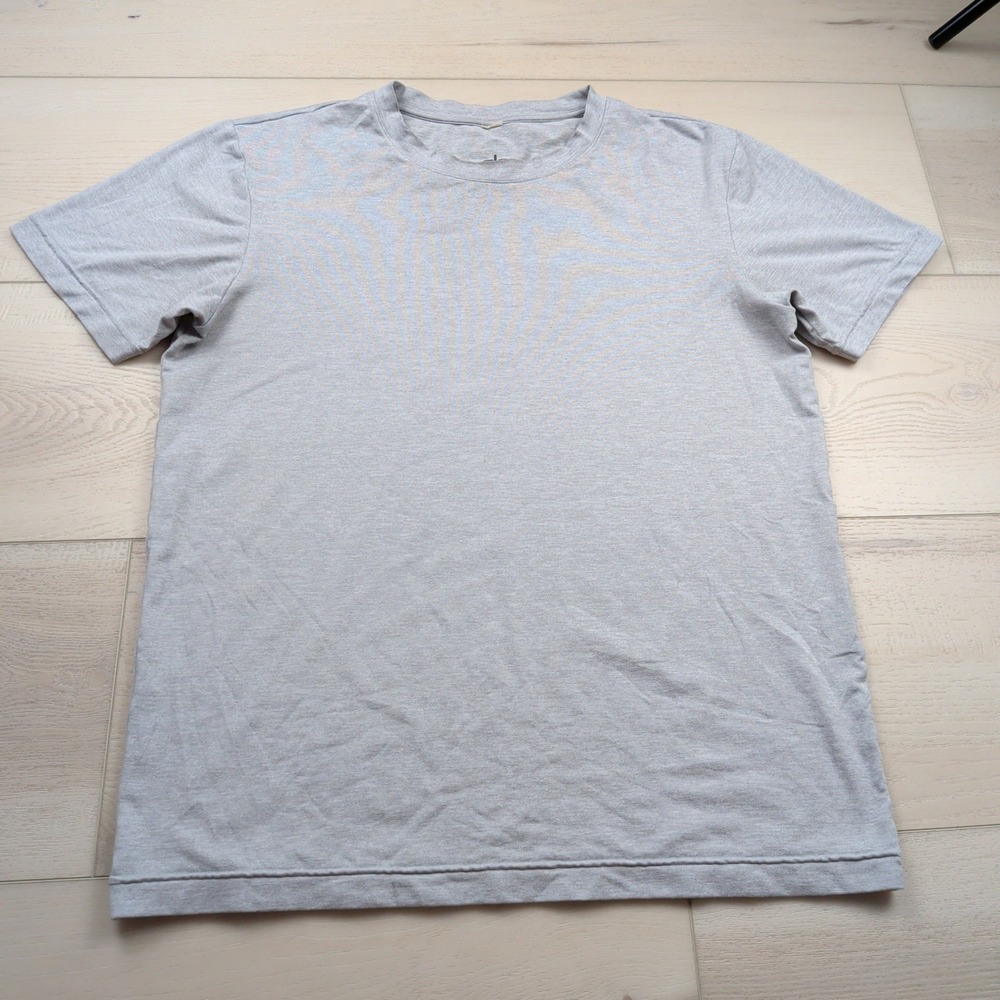 Alo Yoga Mens Conquer Reform Heather Grey Short Sleeve Crewneck T-Shirt Size M